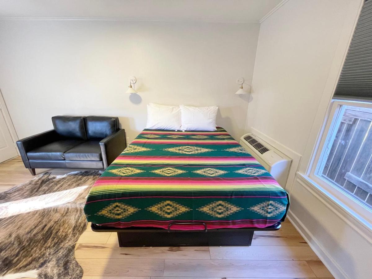 Frederick Motel Фредериксбург Екстериор снимка